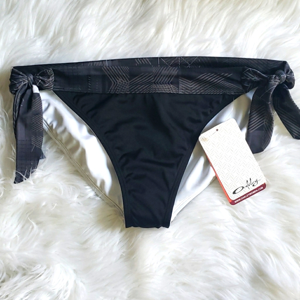 Oakley bikini bottom